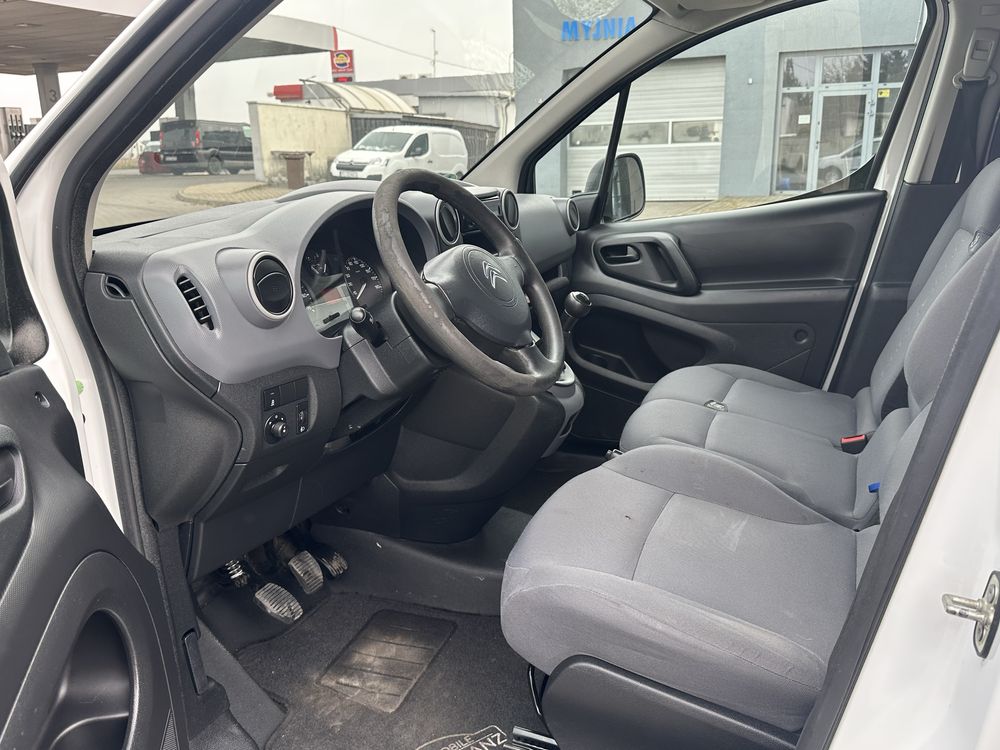 Berlingo Partner 1.6 e-hdi 3 osobowe zadbany !