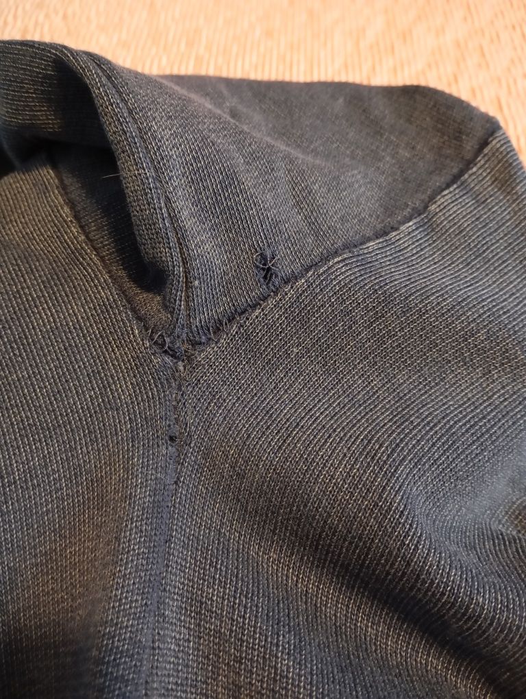 Camisola com missangas Zara