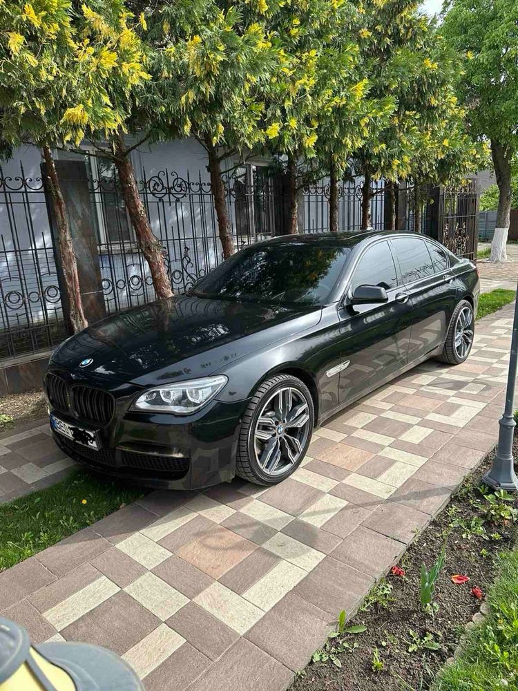 Bmw 7 series 4.4.Бензин