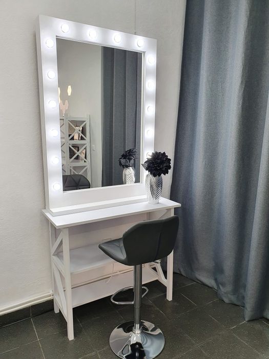 Оренда частини кабінету, робоче місце в косметологічному кабінеті.