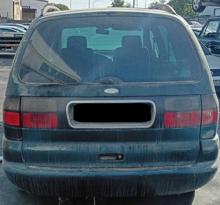 Ford Galaxy para peças