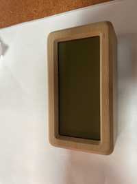 Drewniany zegarek elektroniczny LCD