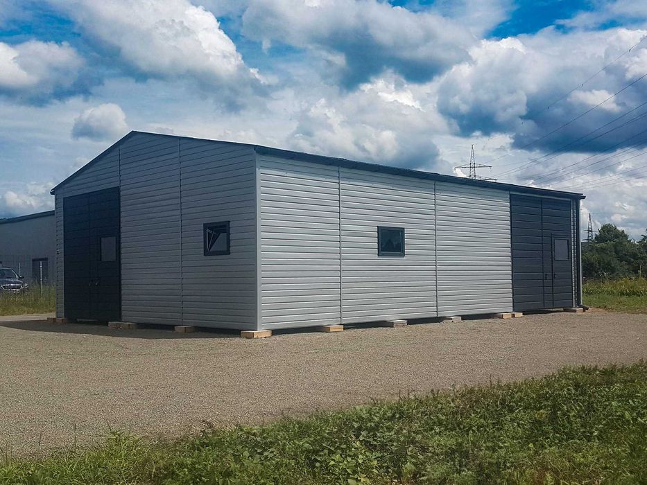 Blaszana hala 8,5×11,5m Okno Drzwi Rynna– srebrny/ciemny grafit matowy