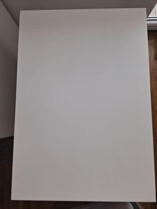 Biurko i komoda Micke Ikea