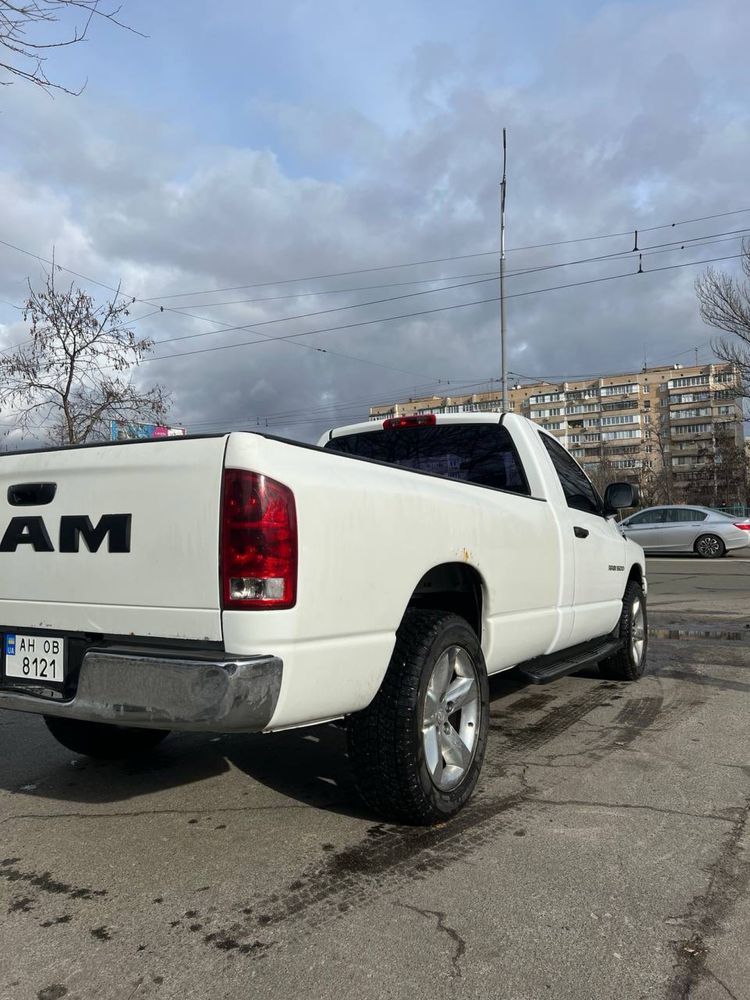 Пикап Dodge Ram 1500 SLT 2006 V8 4,7 газ/бензин задний привод