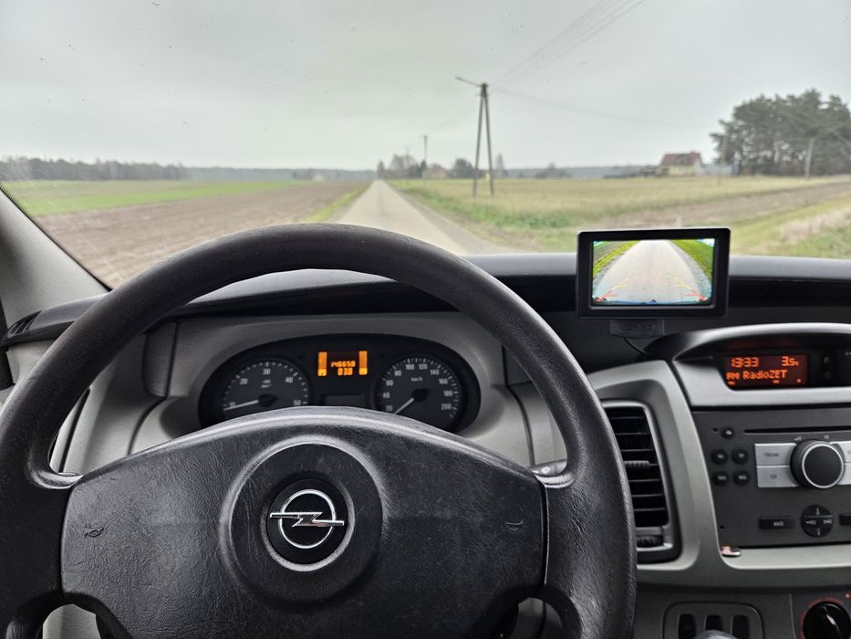 Opel_Vivaro_2.0_CDTI_ 146tys._przebieg_bagażnik_klima