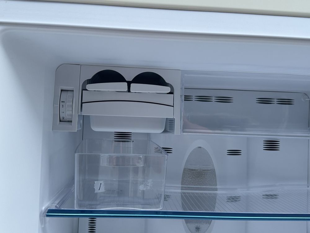 Широкий ретро холодильник Smeg FAB50PS