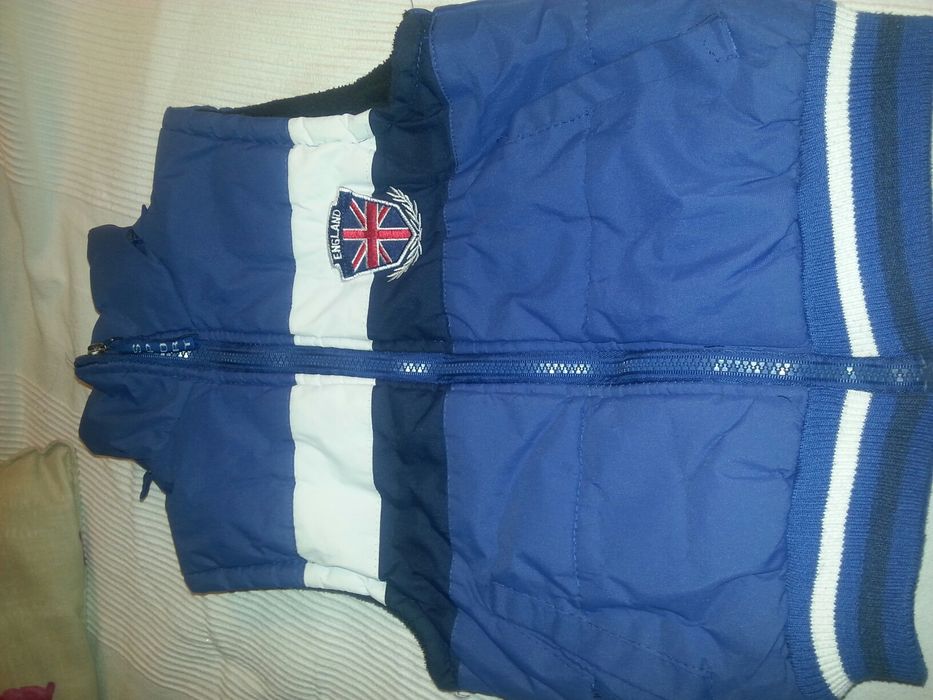 Kamizelka w rozmiarze 128/134