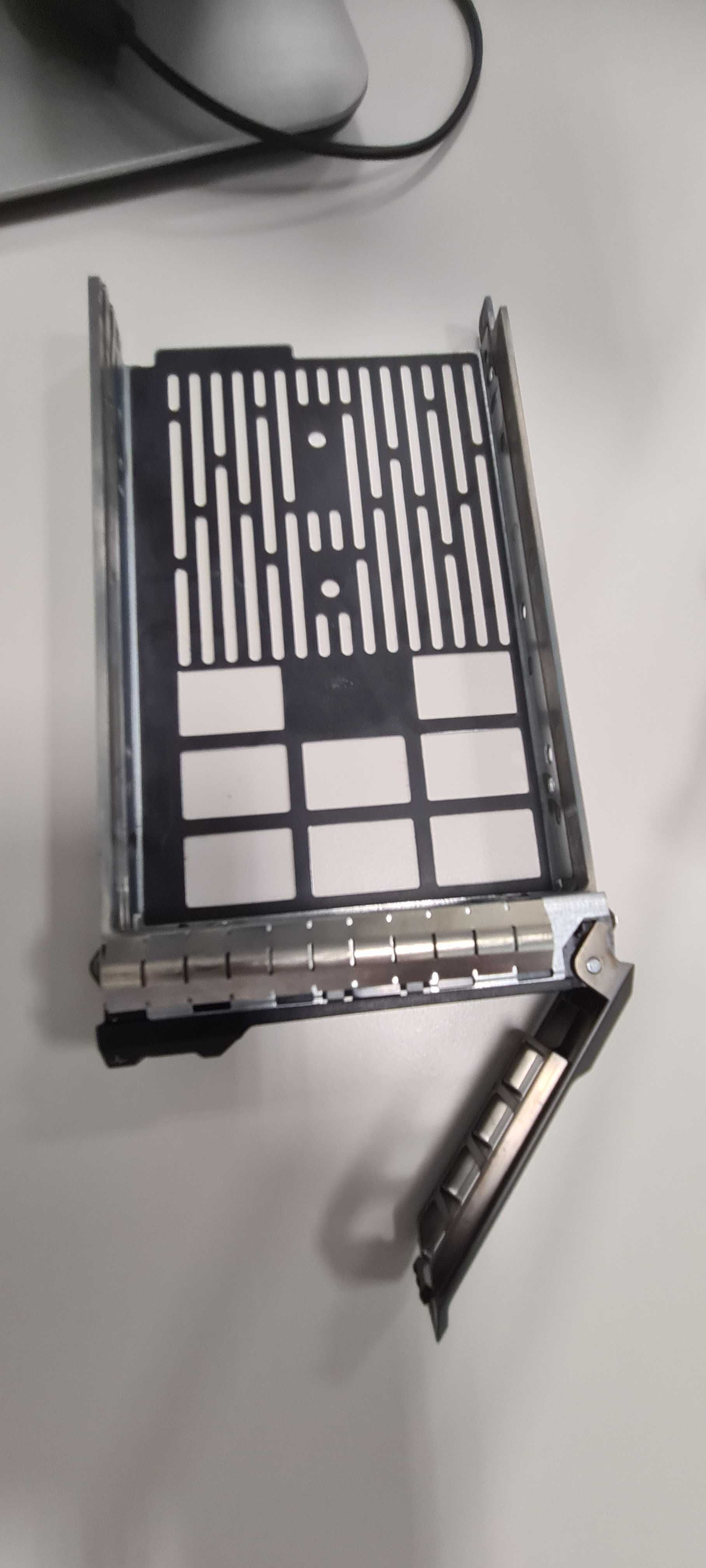 Gaveta para discos 3.5 da marca DELL