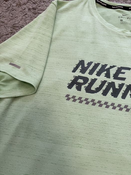 Футболка Nike