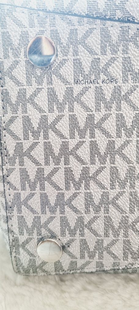 Torebka Michael Kors srebrna monogram