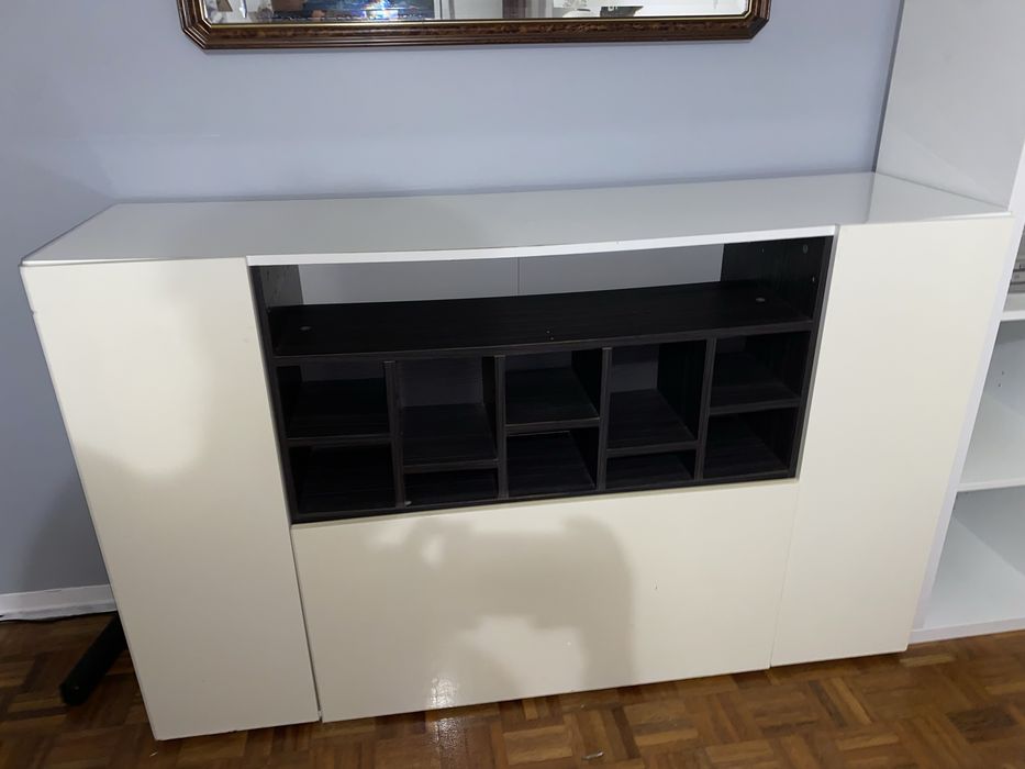 Aparador branco de sala/cozinha