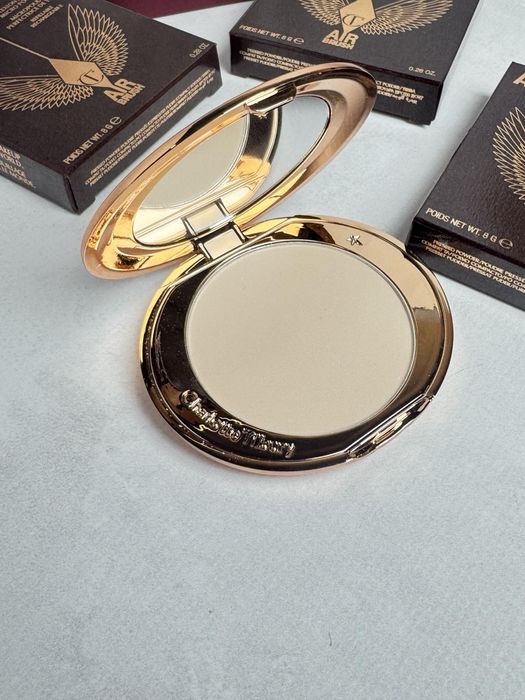 Пудра Charlotte Tilbury 1 Fair