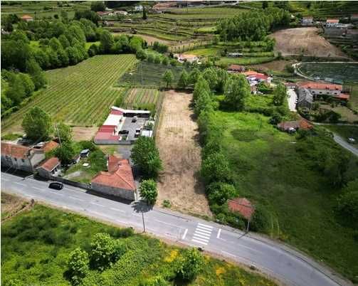 Terreno à venda na Rua das Cruzinhas, Aião, Felgueiras
