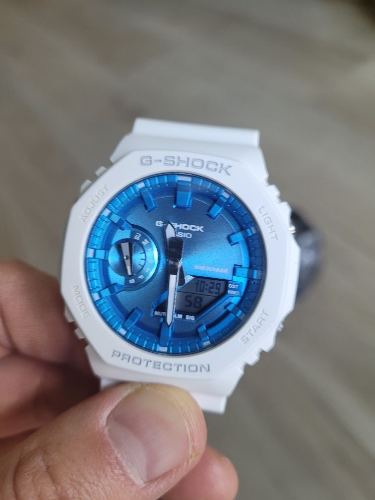 G-Shock "Casioak" Winter Blue: Biały x Niebieski 46mm