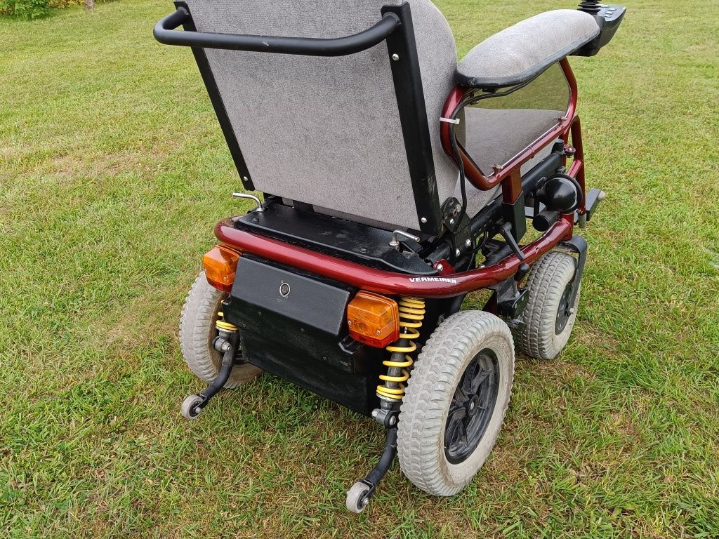 Wózek elektryczny inwalidzki Vermeiren Tracer