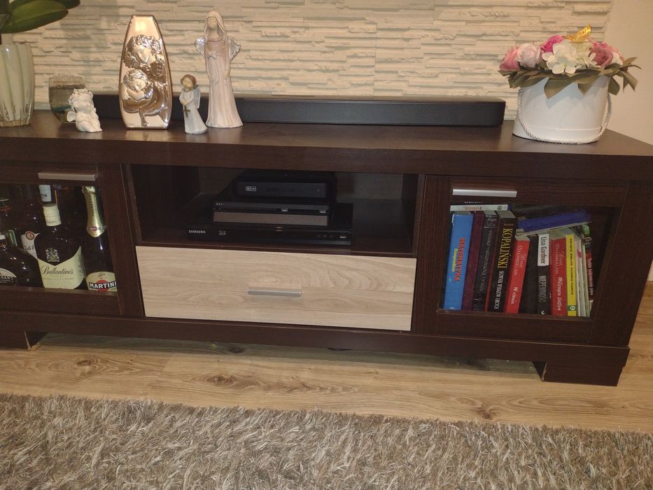 Sprzedam zestaw mebli komoda i szafka RTV