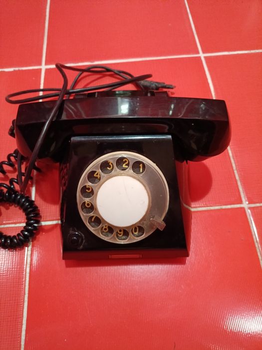 Стаціонарний телефон