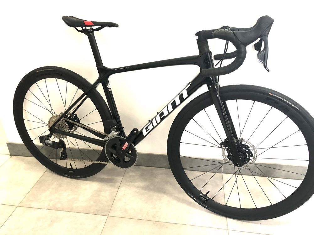 Giant TCR Advenced 0 Sram Rival e-Tap AXS 12 speed