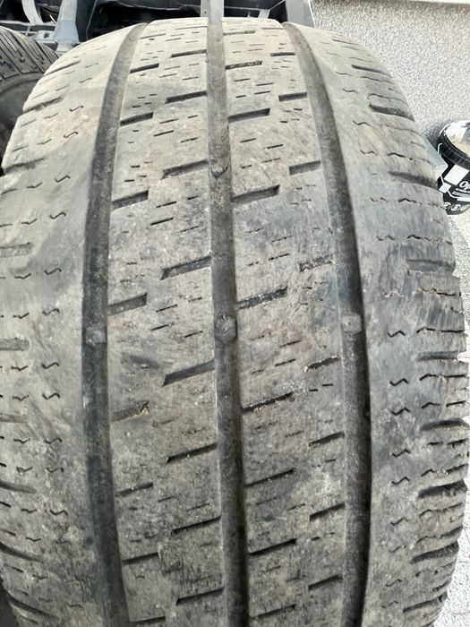 Opony całoroczne 215/70 R15C z 2020r. 2szt