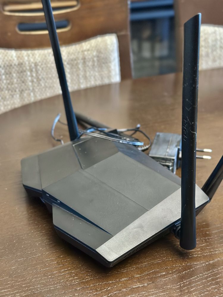 Wifi роутер Tenda AC10