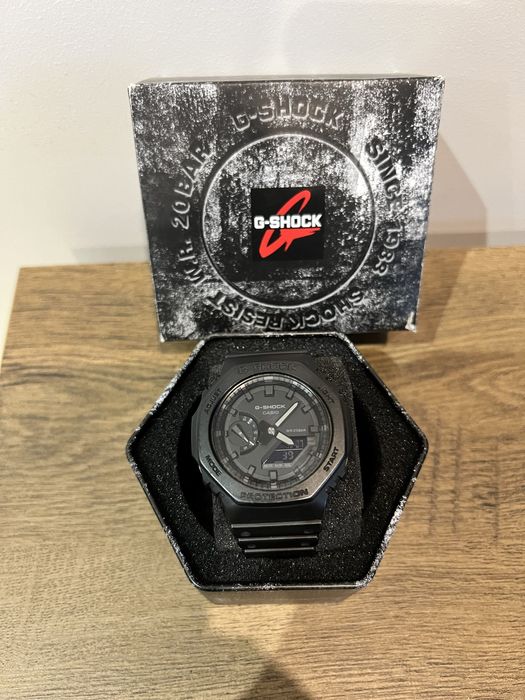 Годинник CASIO G-SHOCK GA-2100-1A1ER