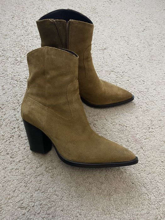 Ботильйони , козаки mango , шкіра