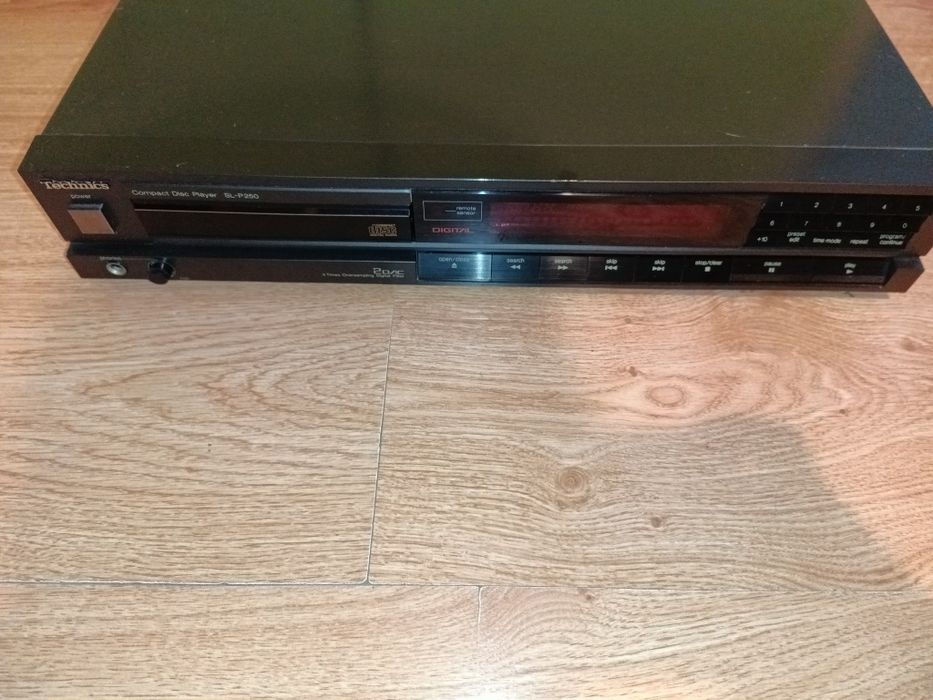 Technics sl-p250 CD
