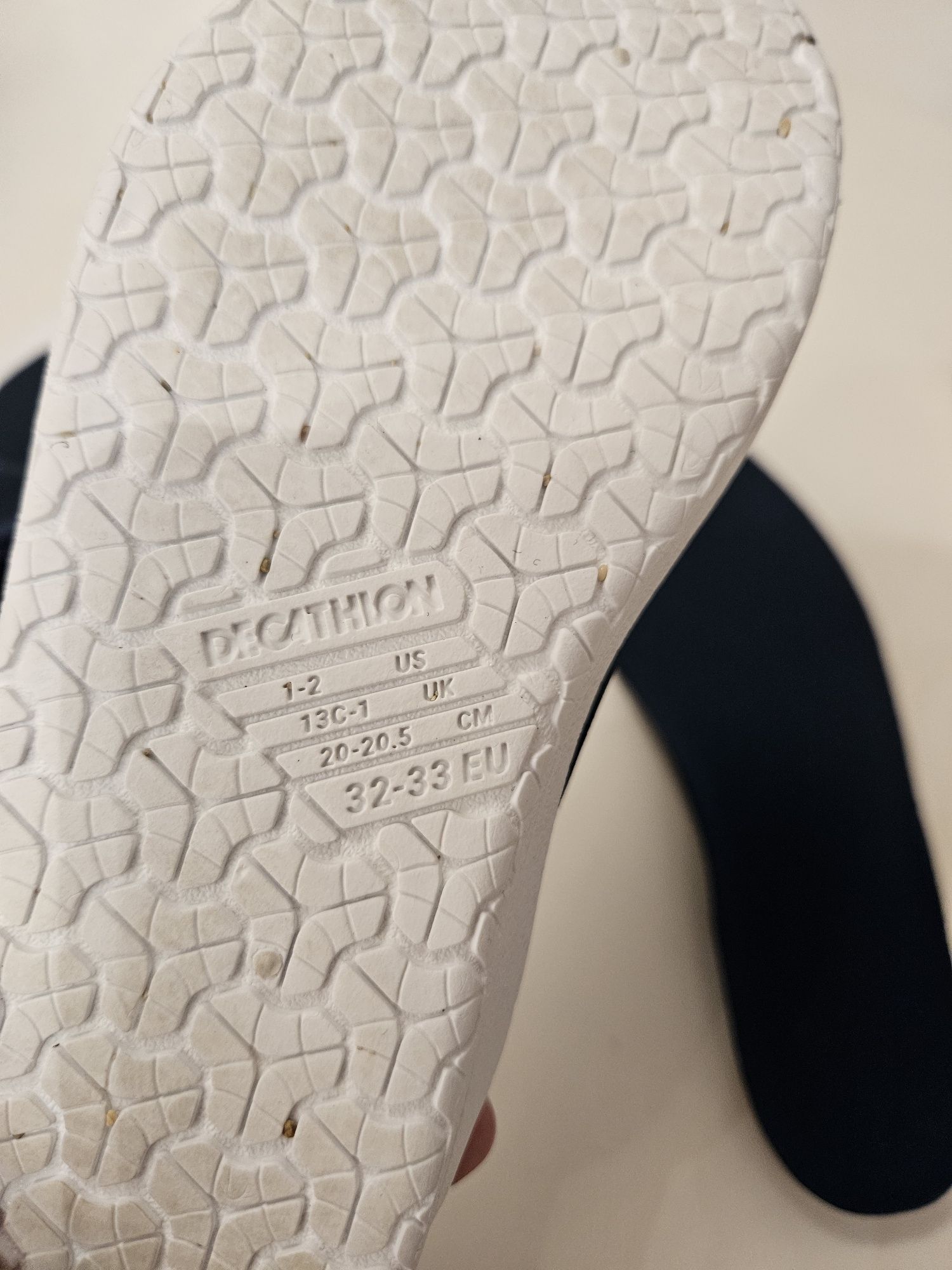 Buty do wody dla dzieci  Decathlon rozm. 32-33 i 28-29