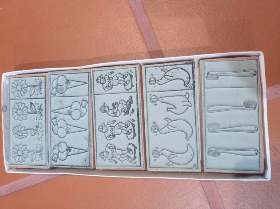 Caixa de Carimbo Agatha