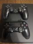 Konsola playstation 4 slim + 2 pady + gry