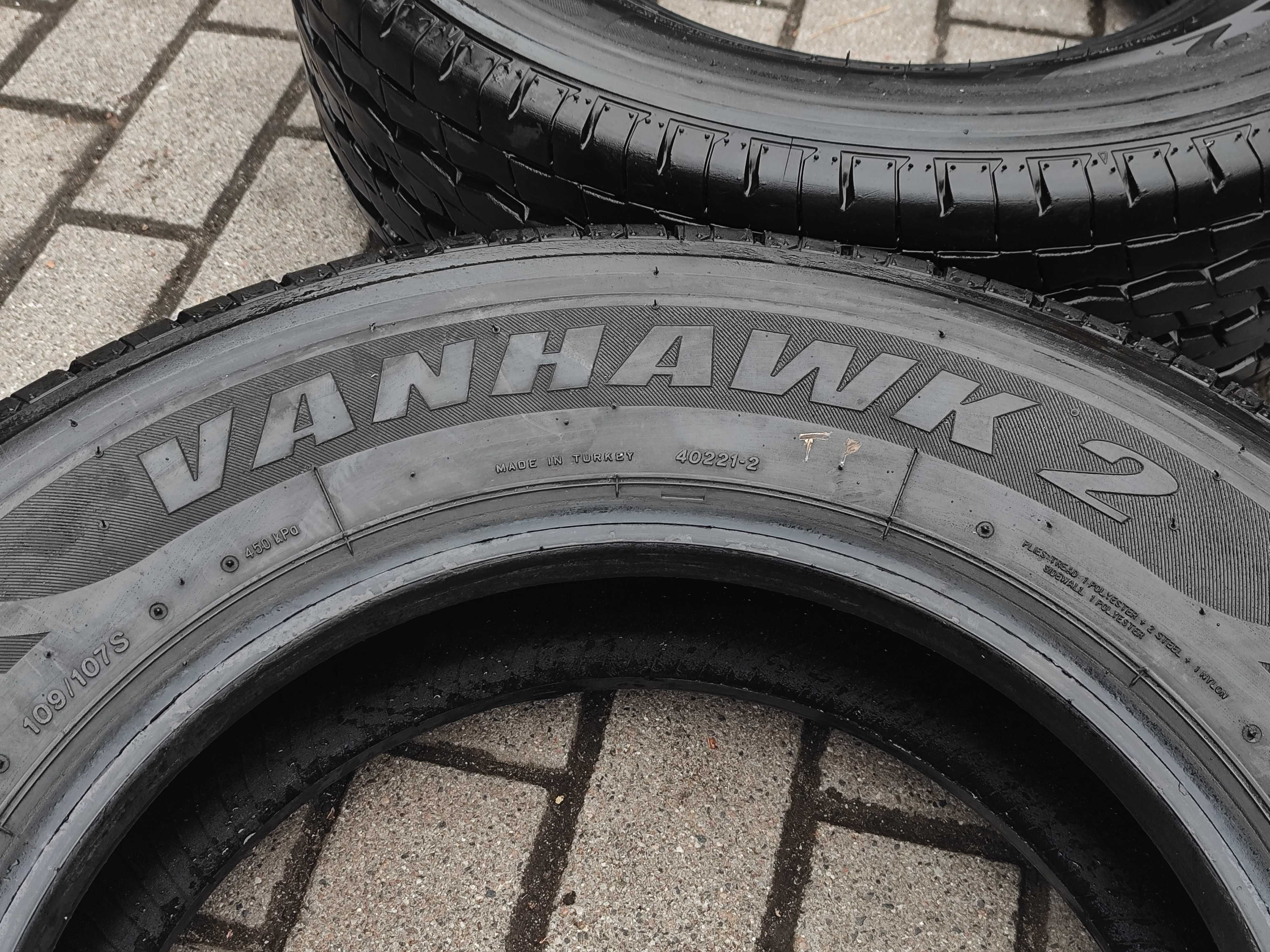 Komplet Letnich Oponn Firestone Vanhawk 2 | 215/70R15C |