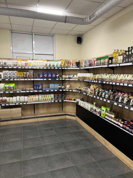 Стелажі для магазинів, хлібні та кондитерські стелажі.