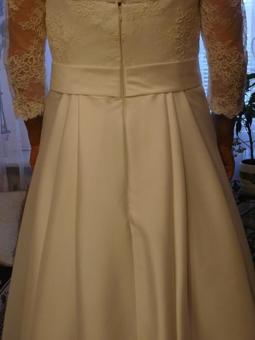 suknia ślubna 42