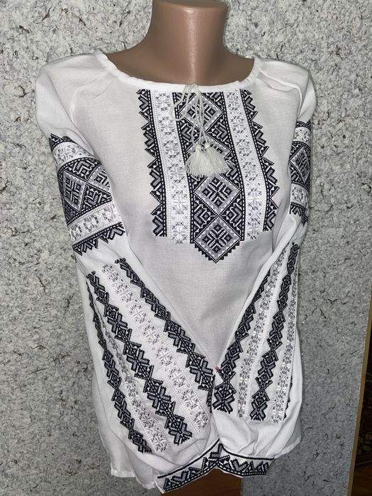 Вишиванка жіноча Вишита блуза