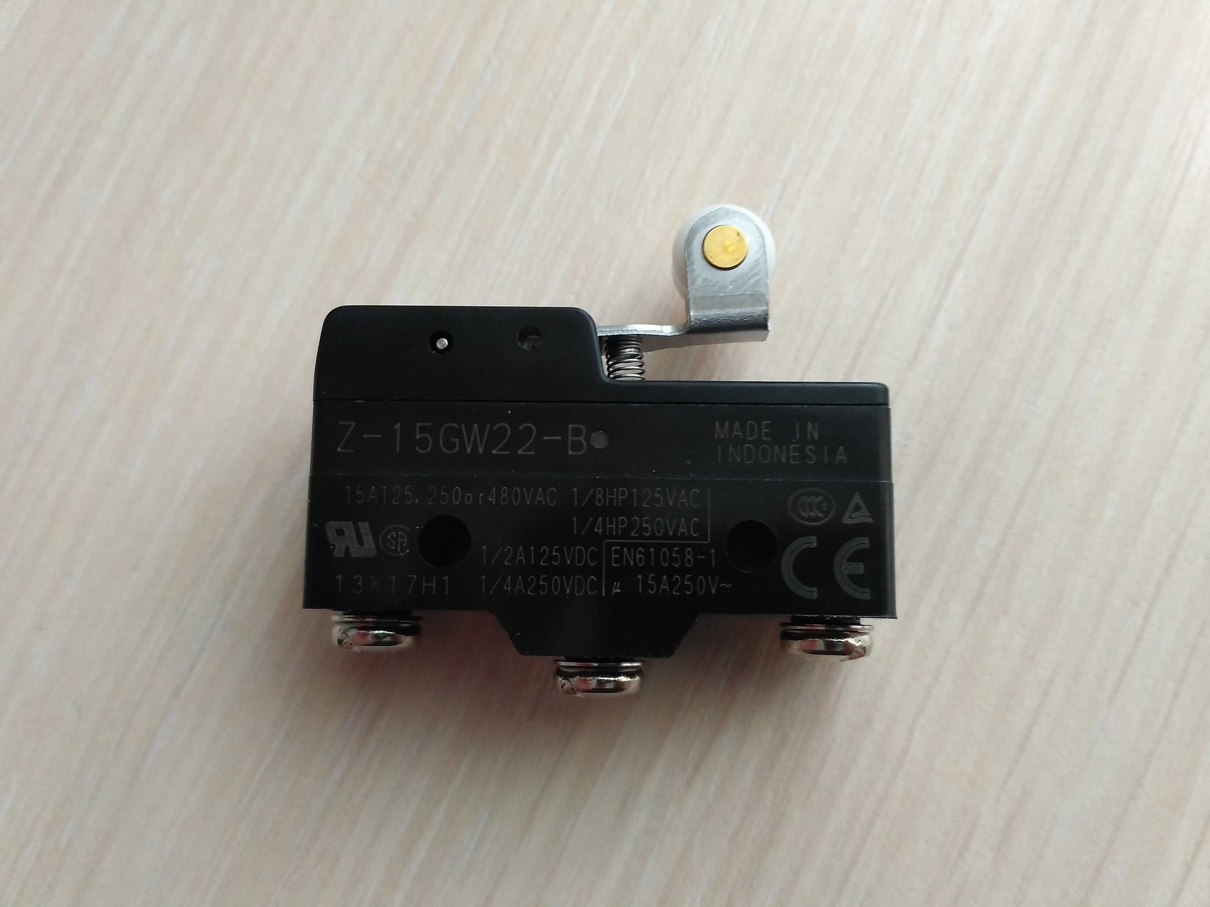 Omron , Z-01HW2255-B , Z-01HQ22-B , Z-15GW-B , Z-15GW22-B , Концевик