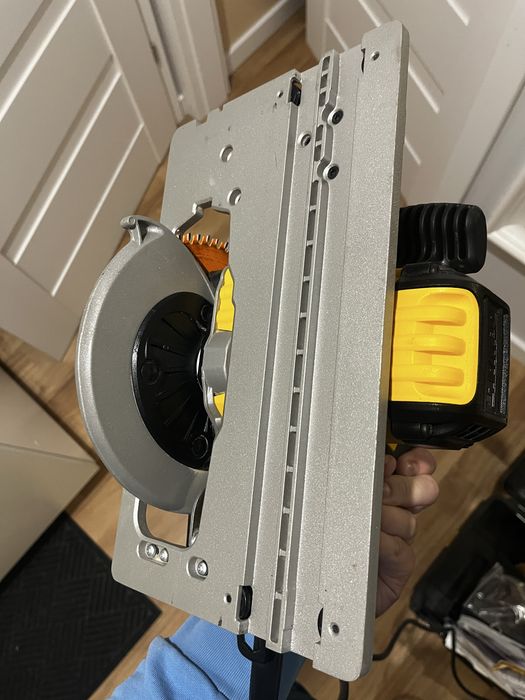Piła Dewalt DWE576K-QS, stan jak nowa, gwarancja, +gratis