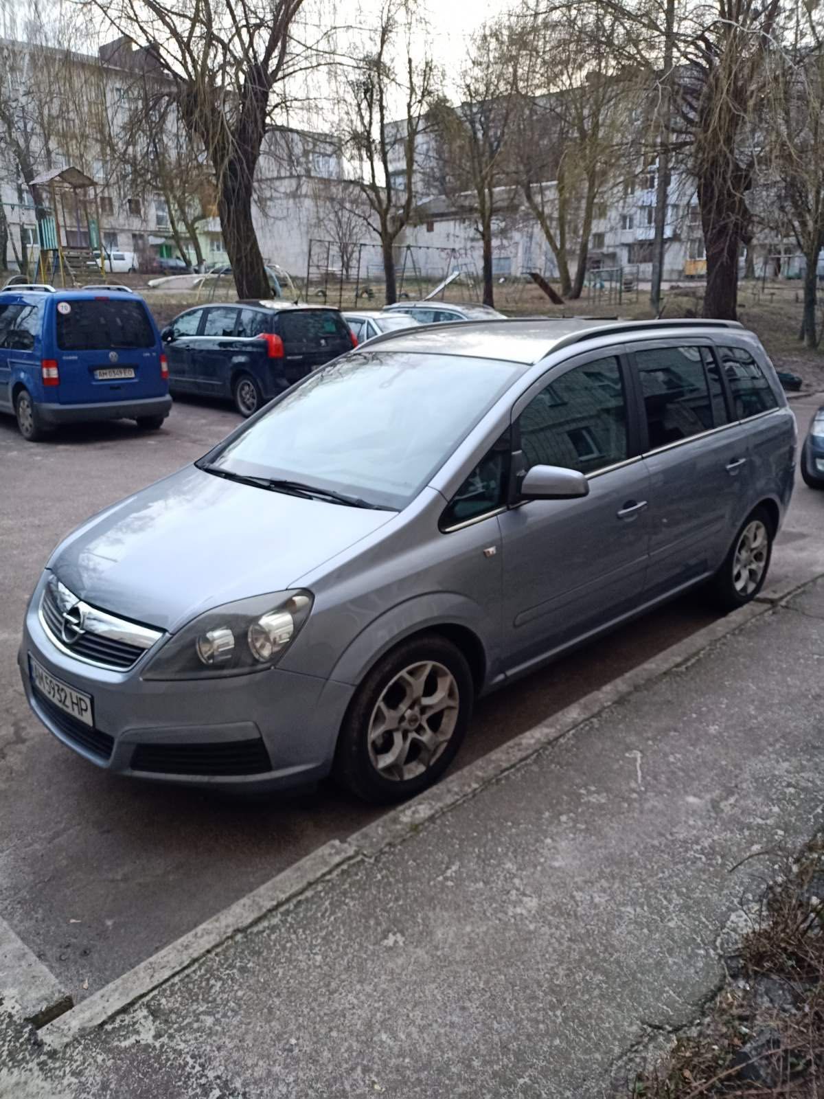 Opel Zafira Cosmo 1.8, автомат, бензин, 7 місць