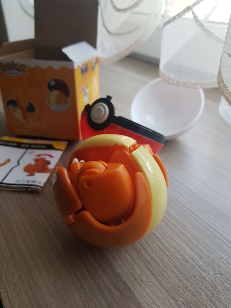 Pokeball clip składana figurka Charizard nowy