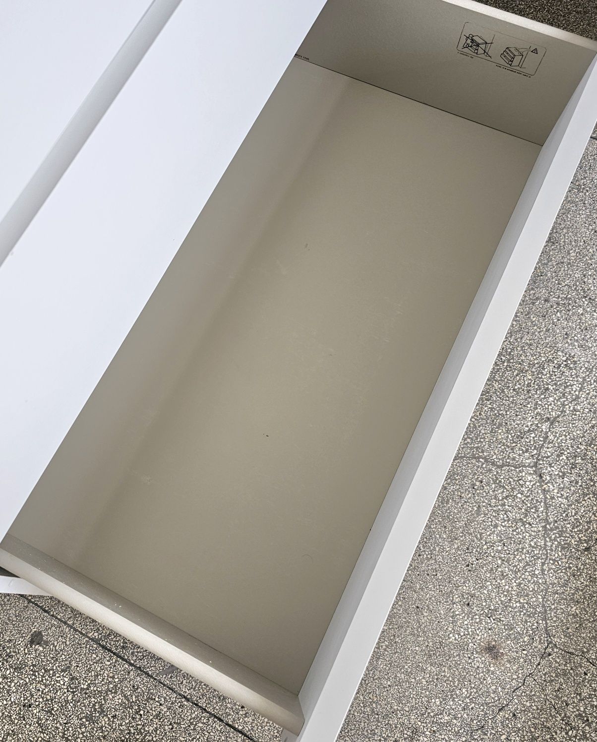 Komoda MALM z IKEA 4 szuflady, matowa
