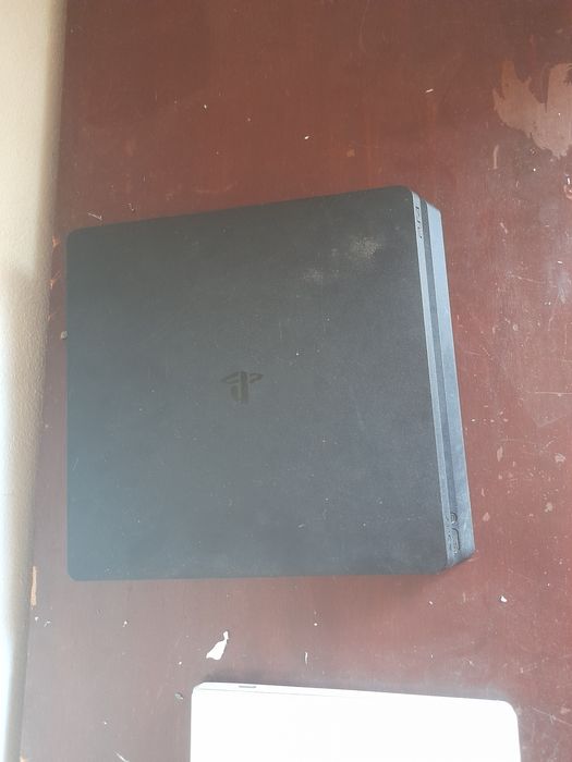 Vendo playstation 4