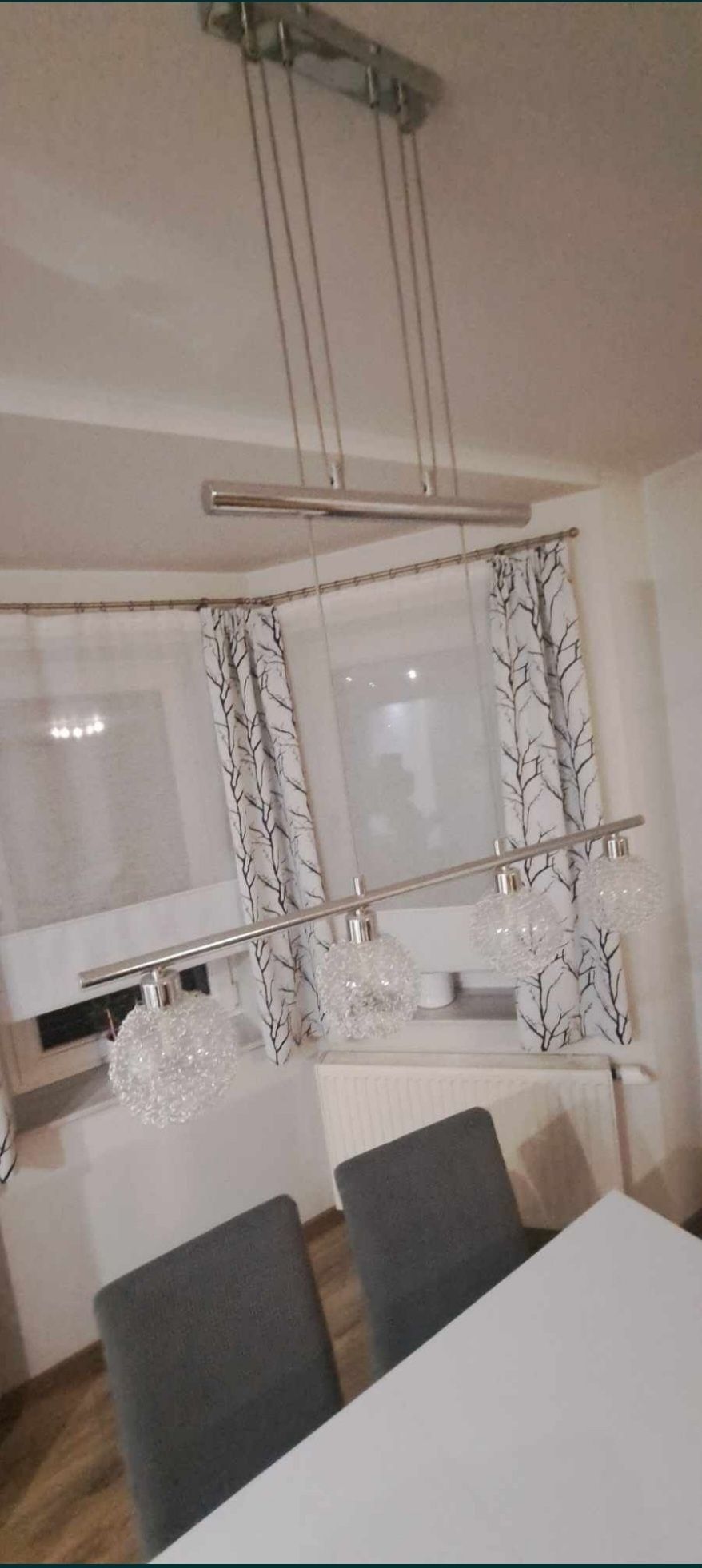 Lampa wisząca do jadalni