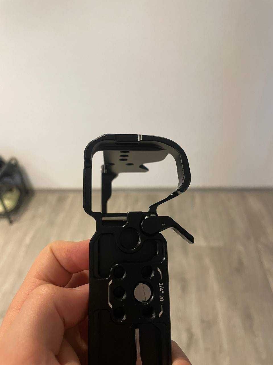 Продам SmallRig Cage Kit для Sony A6700 (4336)