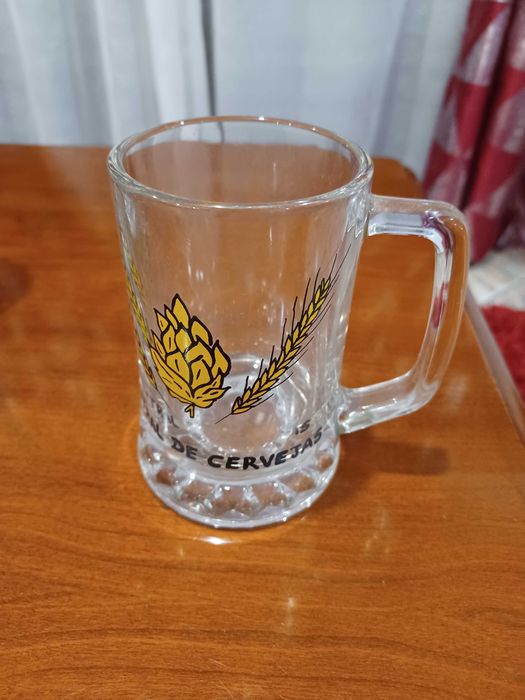 Copos de cerveja de coleção