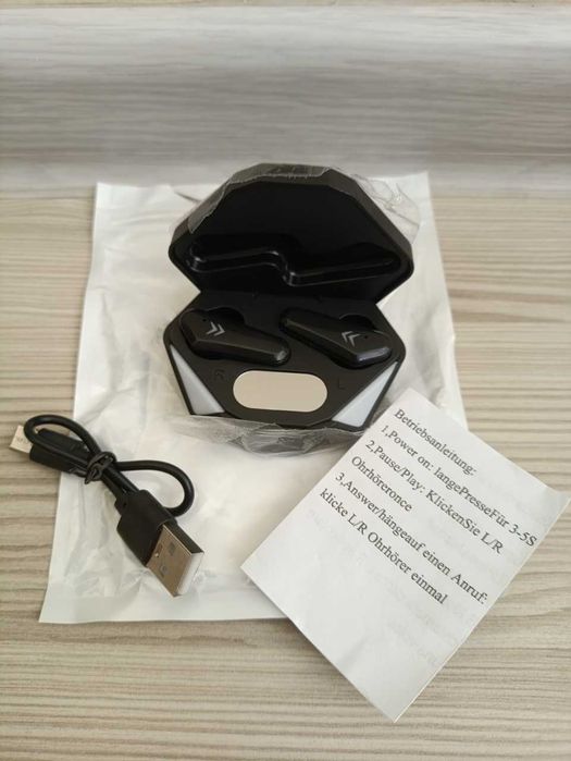 Бездротові навушники TWS - Х15 - у кейсі-павербанку (є нюанс)