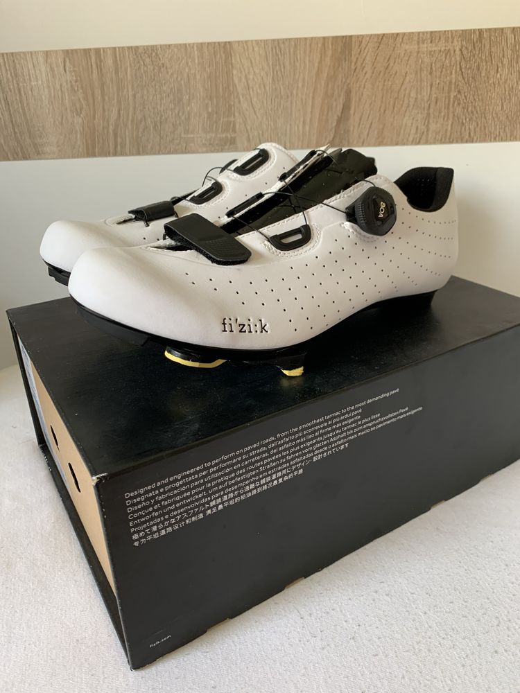 Buty szosowe fizik tempo r5 overcurve 44