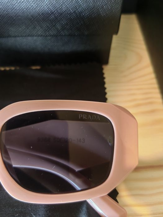 Okulary Prada – różowe, oryginalne, nowe