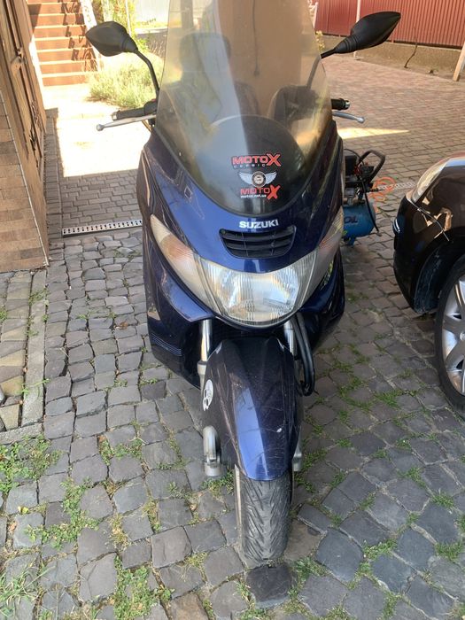 Сузукі-бургман 400