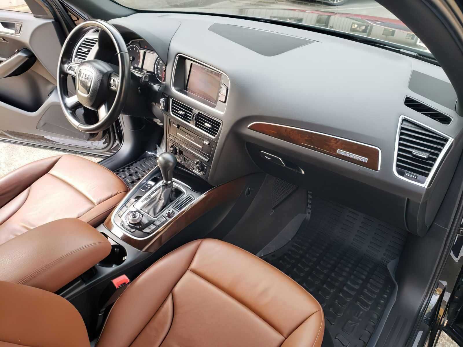 2012 Audi Q5 2.0T quattro Premium Plus