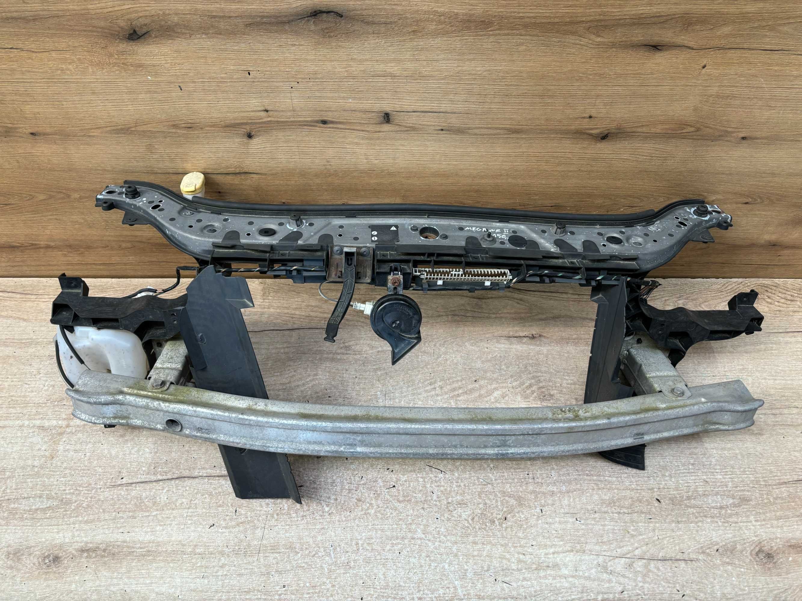 Pas przedni wzmocnienie Renault Megane II